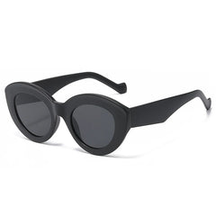 Chic Amber Pattern Oval Sunglasses