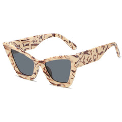 Retro Pointed Frame Sunglasses