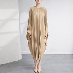 Elegant Cream Pleated Midi Dress