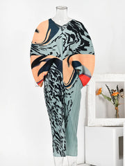 Abstract Print Pleated Kimono Dress