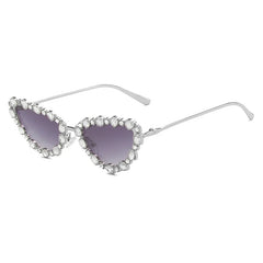 Glamorous Jeweled Heart Sunglasses