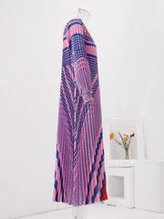 Geometric Wave Print Pleated Maxi Dress