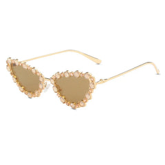 Glamorous Jeweled Heart Sunglasses
