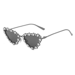 Glamorous Jeweled Heart Sunglasses