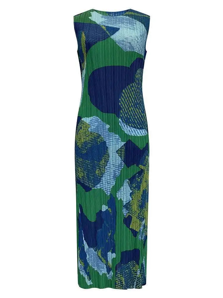 Abstract Jungle Print Sleeveless Pleated Midi Dress
